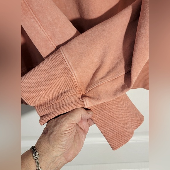 Lululemon Ready to Roll Crew• Pink Dye
Acid Rubber Rustic Coral•LIKE NEW•8 - Picture 11 of 15